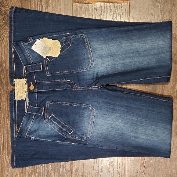 ❤️ NWT! ALTAR'D STATE ELISE HIGH RISE FLARE BELL BOTTOM JEANS, 6/7 (28) - Picture 1 of 9
